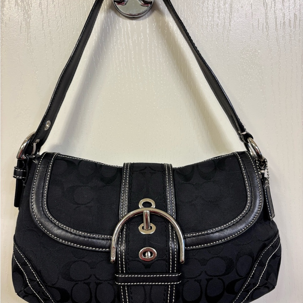 Coach soho 10297 signature shoulder bag with dust bag